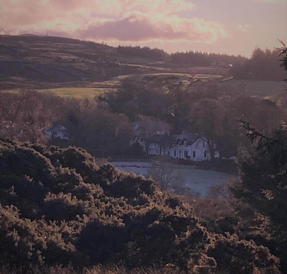Kilfinan Hotel エクステリア 写真