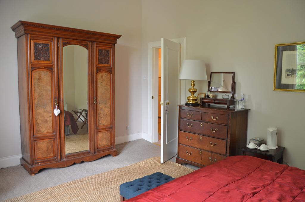Kilfinan Hotel 部屋 写真