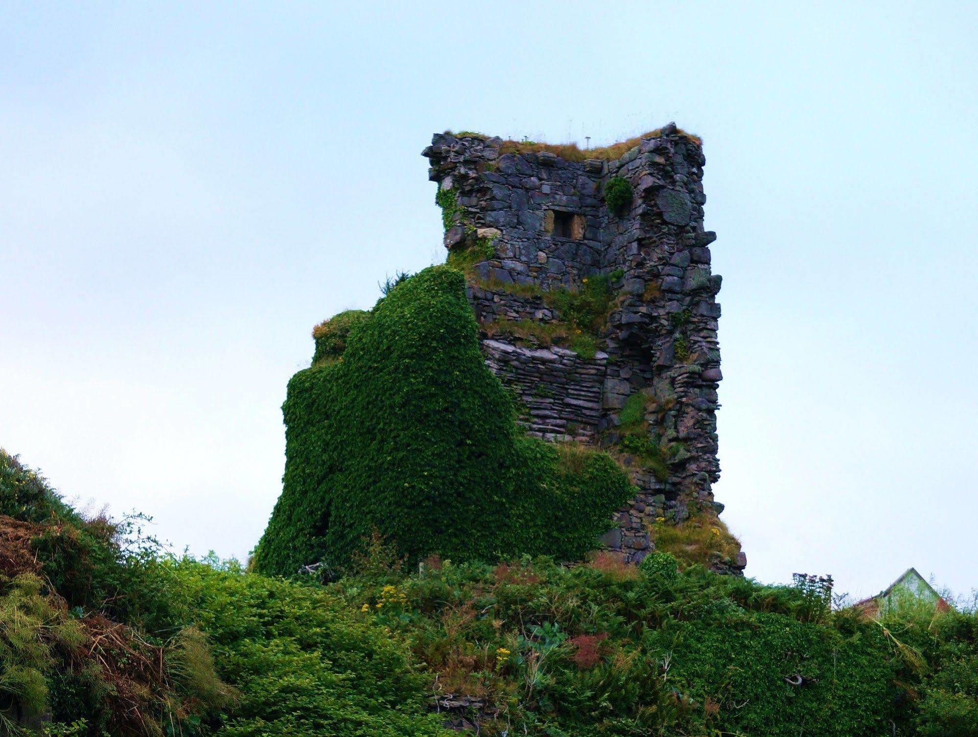 Kilfinan Hotel エクステリア 写真